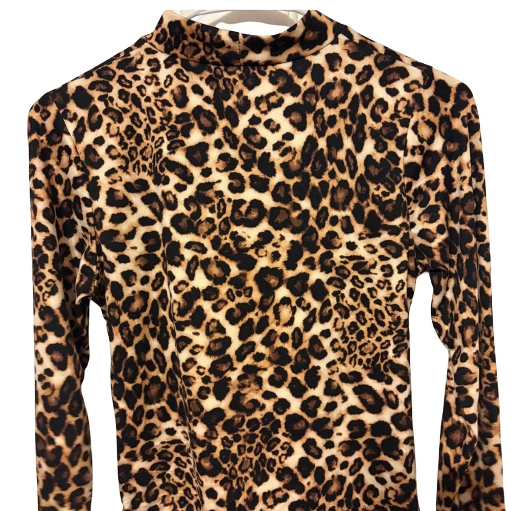 NWOT Olivia Rae Leopard Print Long Sleeve Top
